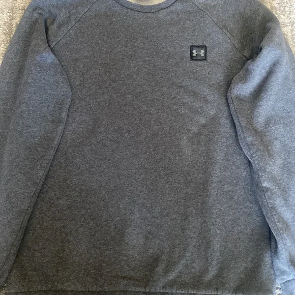 Gray Under Armour sweater - Picture 3 of 3